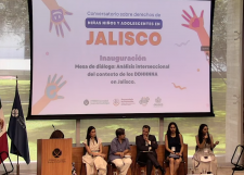 Realizan conversatorio por los derechos de la niñez y adolescencias con representantes de UdeG, ITESO y el Gobierno de Jalisco