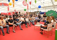 Recopilan las historias y anécdotas de Papirolas en el libro “30 años de fantasía y transformación”