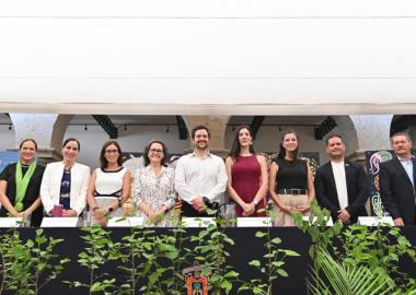 Analizan papel de la educación y el medio ambiente