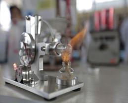 Funge la Preparatoria 9 como sede del XXV Concurso de Aparatos y Experimentos de Física 2