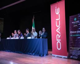 Participan 12 preparatorias del SEMS representadas por alumnas de la UdeG en final regional de Technovation 2019 1