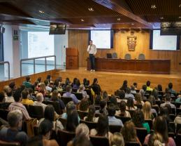 Llama Director General del SEMS a comunidad del Prepas UDG a informarse y a defender a la Universidad