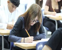 Sin contratiempos presenta el 98 % de aspirantes a Prepas UDG la prueba Piense II de ingreso a bachillerato