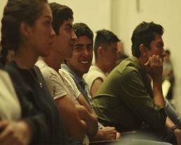 Otorgan apoyos económicos a bachilleres de la Preparatoria 4 con el Programa Nacional de Becas para el Bienestar Benito Juárez_5