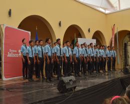 Gana grupo coral de la Preparatoria 15 la mejor entonación del himno de Jalisco