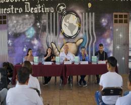 Presenta el SEMS la antología “Letras Cautivas” en el Centro de Reinserción Social “La Granja”