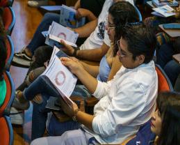Presenta la CGRH de la UdeG guía de atención a usuarios a personal de control escolar del SEMS