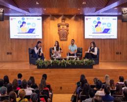 Presenta la CGRH de la UdeG guía de atención a usuarios a personal de control escolar del SEMS