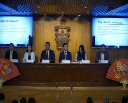 Imparte el embajador de China en México la primera clase del Instituto Confucio de la UdeG a bachilleres del SEMS