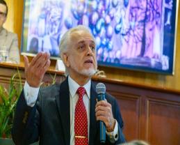 Propone el CUEMS otorgar el grado de Maestro Emérito al director de la Preparatoria 5, José Manuel Jurado Parres