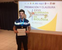 Estudiante de la Escuela Vocacional gana primer lugar en la XXVII Olimpiada Nacional de Biología