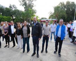 Dona Gobierno de Zacoalco de Torres estacionamiento a Prepa UDG de esa localidad 3