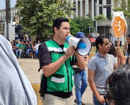 Responde de manera oportuna personal del SEMS al evacuar edificio Valentín Gómez Farías, ante sismo