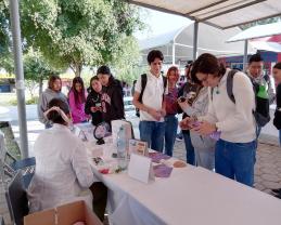 Fomentan Prepas UDG el cuidado de la salud, la responsabilidad ambiental y el emprendimiento en sus comunidades
