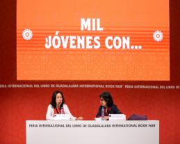 Laura Restrepo frente al psicoanalista