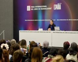 Invita Fanuel Hanán Díaz a reinterpretar la realidad desde la lectura infantil para encaminar a la niñez a la reflexión