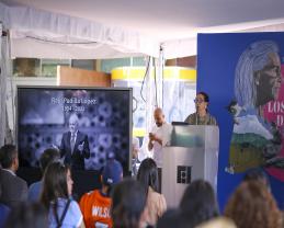 En el Día Internacional del Libro reconocen trayectoria de Raúl Padilla López