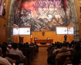 Brinda Craig Dykers conferencia en el marco de la Cátedra Julio Cortázar