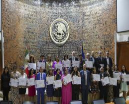 Galardonan a dos académicas y un académico de la UdeG con el Premio Estatal de Psicología Jalisco 2022