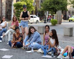 Conmemoran el Día Internacional de la Salud Menstrual en la Rambla Cataluña