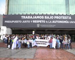 La Preparatoria de Sayula y sus “ánimas” marchan para demandar un presupuesto justo para la UdeG