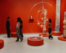 Reúne “Atelier” en el MUSA la obra de cinco escultoras mexicanas
