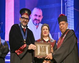 Recibe Ricardo Villanueva Lomelí su segundo título de Doctor “Honoris Causa”