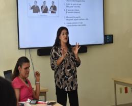 Participan docentes de Prepas UDG en curso de Lengua de Señas Mexicana impartido por UDGVirtual