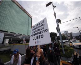 La Preparatoria 2 entrega un pagaré de deuda a Gobierno de Jalisco
