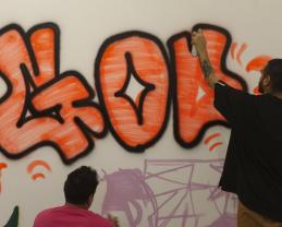 A grafitear el MUSA; artistas urbanos toman los muros del recinto