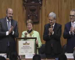 Otorga la UdeG Doctorado Honoris causa a la expresidenta de Chile, Michelle Bachelet