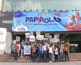 Con lectura de poemas participa la Preparatoria 14 en la marcha 151 por la autonomía y la dignidad universitaria
