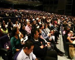 Reciben mil 234 académicos de la UdeG su definitividad