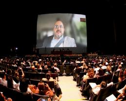 Reciben mil 234 académicos de la UdeG su definitividad