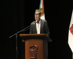 Entregan contratos de definitividad a 800 académicos de SEMS