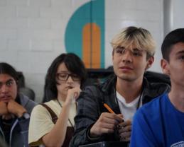 Casi la mitad de alumnos de bachillerato en Jalisco ha sufrido discriminación escolar, advierte estudio