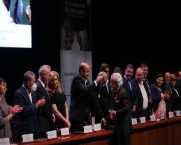 Entregan reconocimientos a comunidad universitaria por hasta 60 años de servicio 2