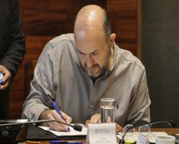 Entrega Ayuntamiento de Tapalpa a UdeG escrituras del Módulo de la localidad