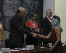 Certifican a personal de la UdeG especializado en atención a mujeres víctimas de violencia de género