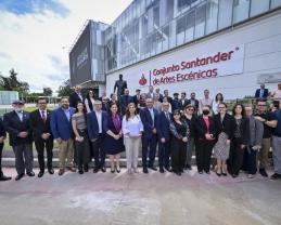 Homenajean al licenciado Raúl Padilla López al develar escultura en el CCU que evoca a su legado
