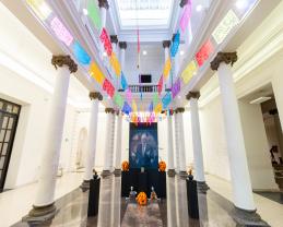 Honra el MUSA la memoria de Raúl Padilla con ofrenda por el Día de Muertos