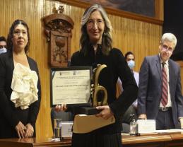 Reconocen a universitarias y universitarios por labor en derechos humanos