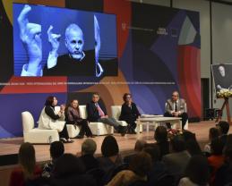 Rinden homenaje en la FIL Guadalajara a Raúl Padilla López, el académico, gestor cultural y amigo