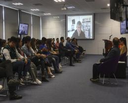 Analizan académicos retos de las universidades ante el uso de la inteligencia artificial