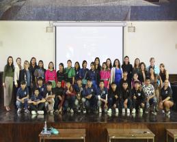 Acercan el arte y la Realidad Aumentada a estudiantes de Prepas UDG