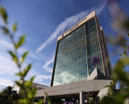 “Miradas sobre la Universidad de Guadalajara en su centenario”, un libro para analizar la historia de la Casa de Estudio