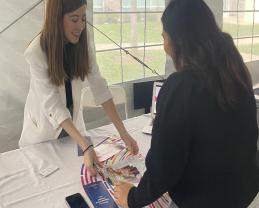 Destacan a la UdeG, en la Feria Universitaria Binacional en EEUU, como opción de estudio para mexicanos en el extranjero