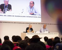 “Nada se consigue por azar”; el paleontólogo Juan Luis Arsuaga Ferreras comparte con Mil Jóvenes