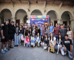 Cuando la universidad escucha: UdeG presenta “Suéltalo”, la unidad móvil de salud mental