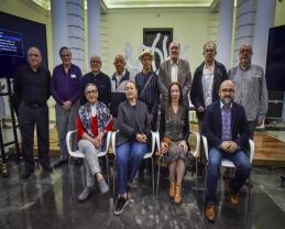 Llevarán a la pantalla historia de universitarias y universitarios destacados